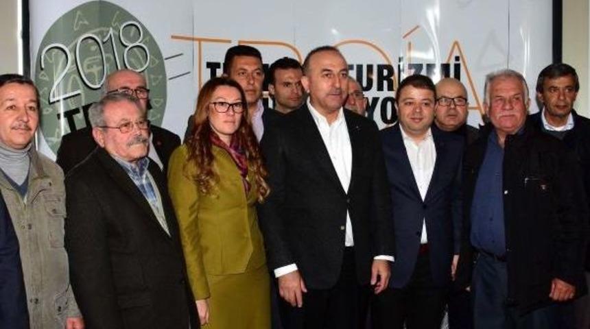 Bakan &Ccedil;avuşoğlu: Eğilmeyeceğiz, B&uuml;k&uuml;lmeyeceğiz, Teslim De Olmayacağız