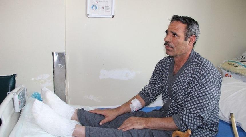 Tandır Ateşine Fel&ccedil;li Ayağını Uzatan Adam Yandığını Sonradan Fark Etti