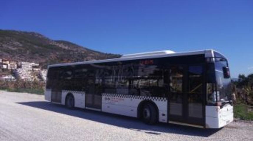 Alanya Polisler Tebdil-i Kıyafetle Otob&uuml;sleri Denetledi