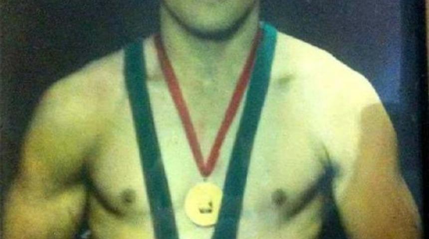 Eski Milli G&uuml;reş&ccedil;i Nadir Uzunoğlu Toprağa Verildi