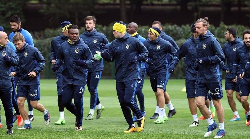 Fenerbah&ccedil;e, Konyaspor Hazırlıklarını S&uuml;rd&uuml;rd&uuml;