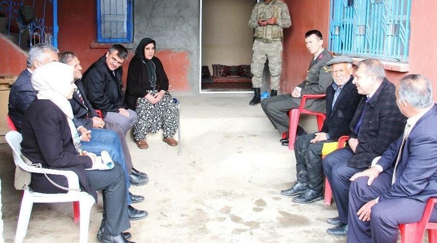 Gıda Tarım Ve Hayvancılık İl Müdürlüğünden Şehit Ailelerine Ziyaret