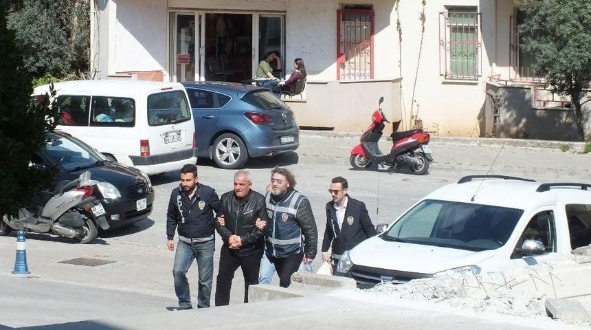 Fet/&rsquo;pdy&rsquo;den G&ouml;zlatına Alınan İşadamı Mahkemeye &Ccedil;ıkarıldı