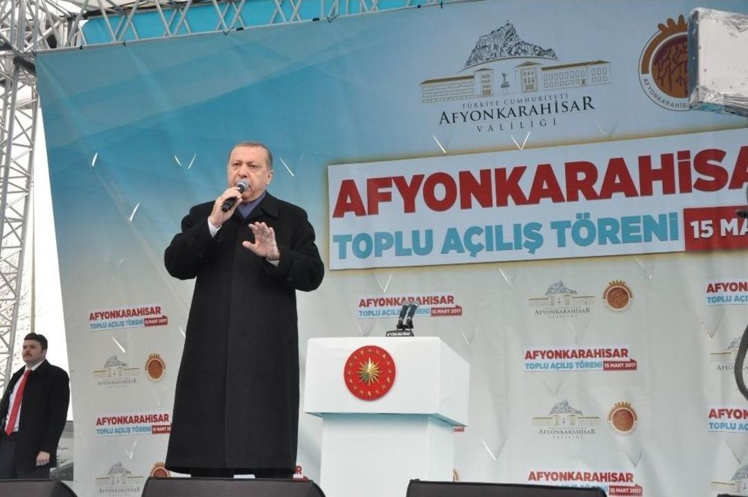 Cumhurbaşkanı Recep Tayyip Erdoğan&rsquo;dan Hollanda&rsquo;ya Sert Eleştiri: