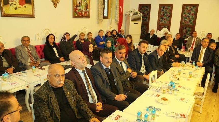 Muhtarlara Cumhurbaşkanlığı Sistemi Anlatıldı