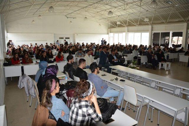 Söke İşletme Fakültesi’nde Kariyer Günleri Etkinliği