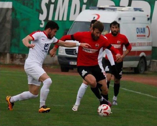 Kocaeli Birlikspor-Pendikspor: 2-2