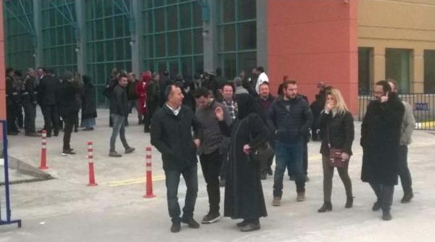 Denizli'de Fet&ouml; Davasında 22 Işadamına Tahliye (2)