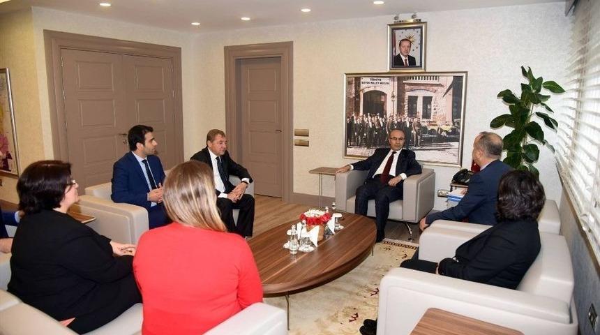 &Ccedil;uder Ve İl T&uuml;ketici Hakem Heyeti Vali Demirtaş&rsquo;ı Ziyaret Etti