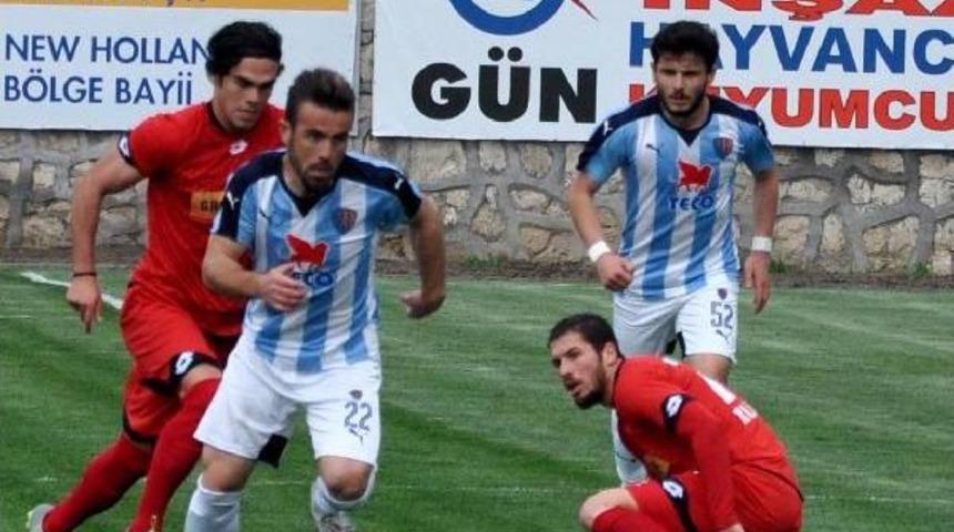 Karacabey Birlikspor-&Ccedil;orum Belediyespor: 0-1