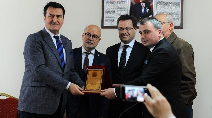 Muhtarlar Derneği Yenilendi