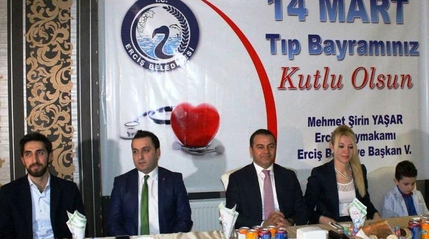 Kaymakam Yaşar Sağlık &Ccedil;alışanlarıyla Bir Araya Geldi