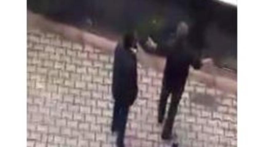 Kayseri&rsquo;de Silahlı Bı&ccedil;aklı Kavga: 2 Yaralı