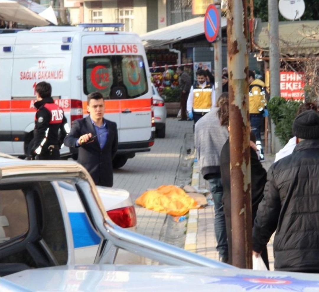 Eski Eşini Sokak Ortasında Pompalı T&uuml;fekle &Ouml;ld&uuml;rd&uuml;