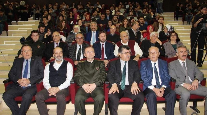 Başbakan Başdanışmanı Bark&ccedil;in Manisa&rsquo;da &Ouml;ğrencilerle Buluştu