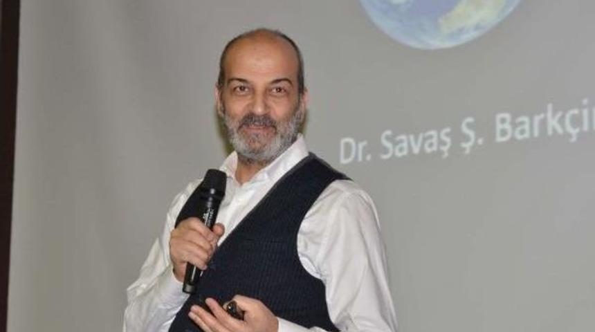 Danışman Bark&ccedil;in: 200 Yıldır G&uuml;c&uuml;m&uuml;z&uuml; Değil, Kendimizi Kaybettik