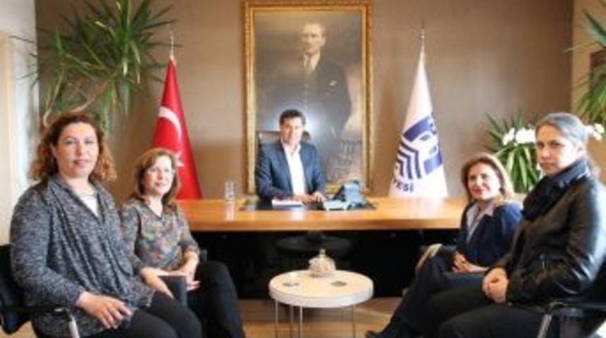 Kadın Muhtarlar Başkan Kocadon&rsquo;u Ziyaret Etti