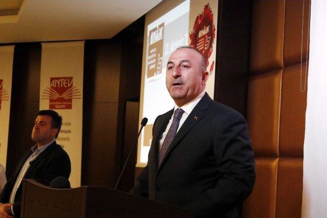 Çavuşoğlu: “biz De Hollanda Maslahatgüzarını Kulağından Tutup İçeri Atabilirdik”