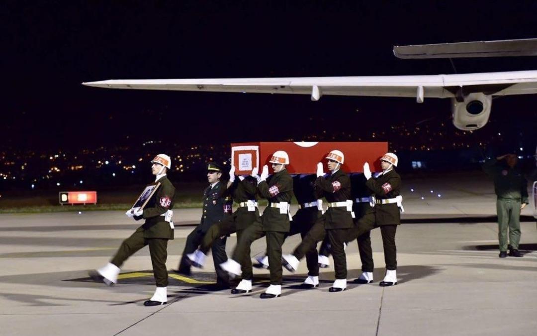 Şehit Uzman &Ccedil;avuş İmalı&rsquo;nın Cenazesi Memleketine Getirildi