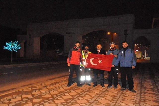 Başkan Karabacak, “kardeşlik İçin Evet” Diyen Aktivistler İle Yürüdü