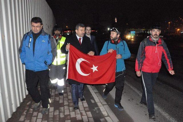 Başkan Karabacak, “kardeşlik İçin Evet” Diyen Aktivistler İle Yürüdü