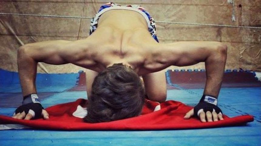 Milli Takım Boks Şampiyonu Pompalı Tüfek Ile Vuruldu