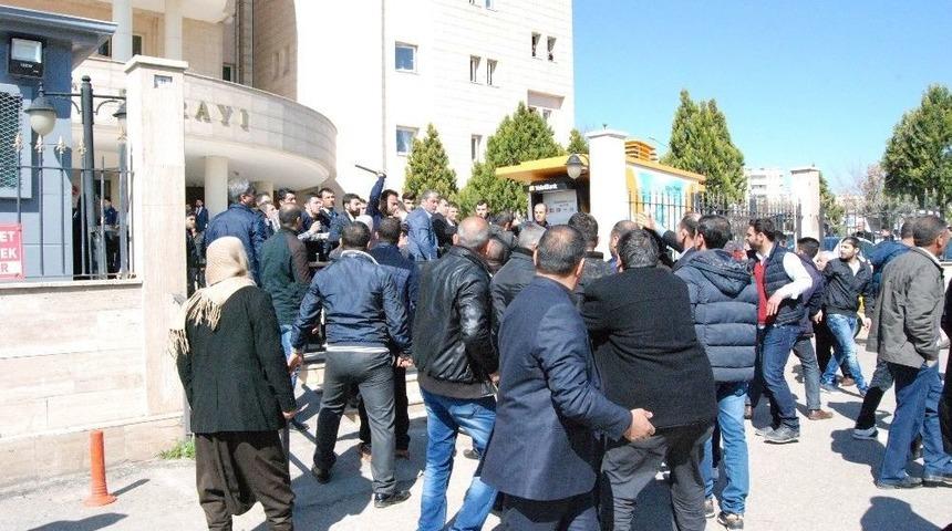 Şanlıurfa Adliyesi Karıştı