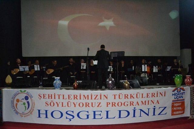 Kozan’da Şehitler Anısına Türk Halk Müziği Konseri
