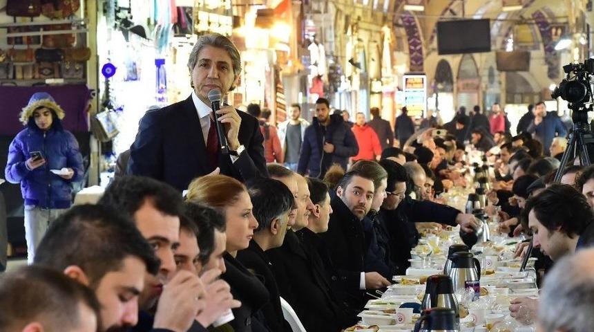 Başkan Mustafa Demir: "bu Anayasa Bizim İ&ccedil;in Son Derece &Ouml;nemli Ve B&uuml;y&uuml;k Bir Fırsattır"