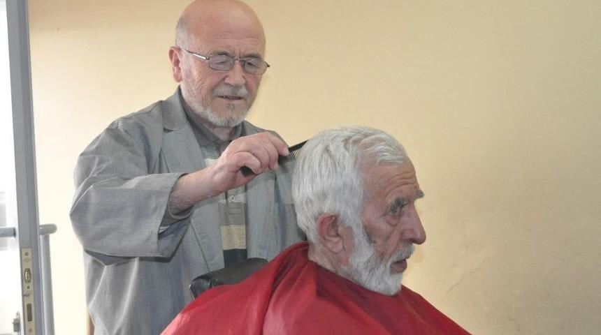 55 Yıldır Usturayı Elinden D&uuml;ş&uuml;rmedi