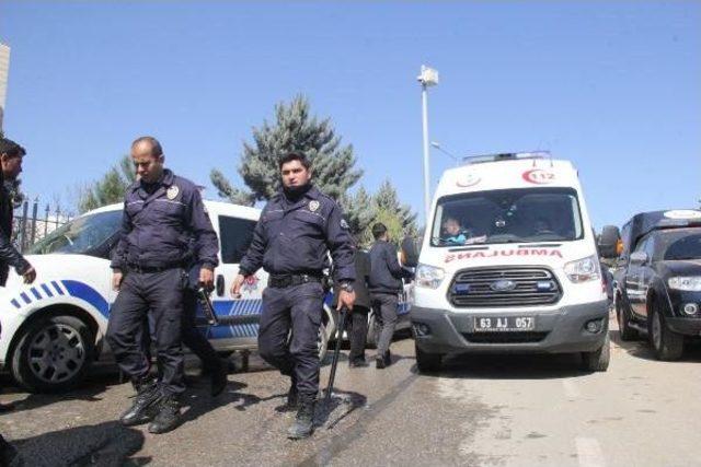 Şanlıurfa Adliyesi'nde Kavga: 3'ü Polis 6 Yaralı - Ek Fotoğraflar