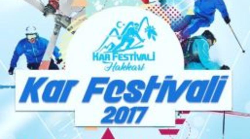 Hakkari&rsquo;de Kar Festivali