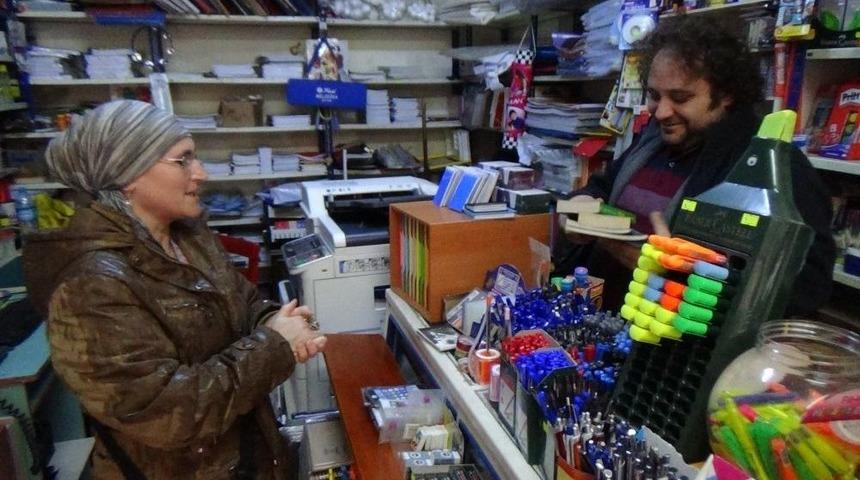 Askı K&uuml;t&uuml;phane Dar Gelirli &Ouml;ğrencilerin Y&uuml;z&uuml;n&uuml; G&uuml;ld&uuml;r&uuml;yor