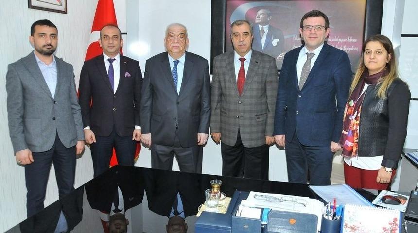 Genel Sekreterler İş Başında