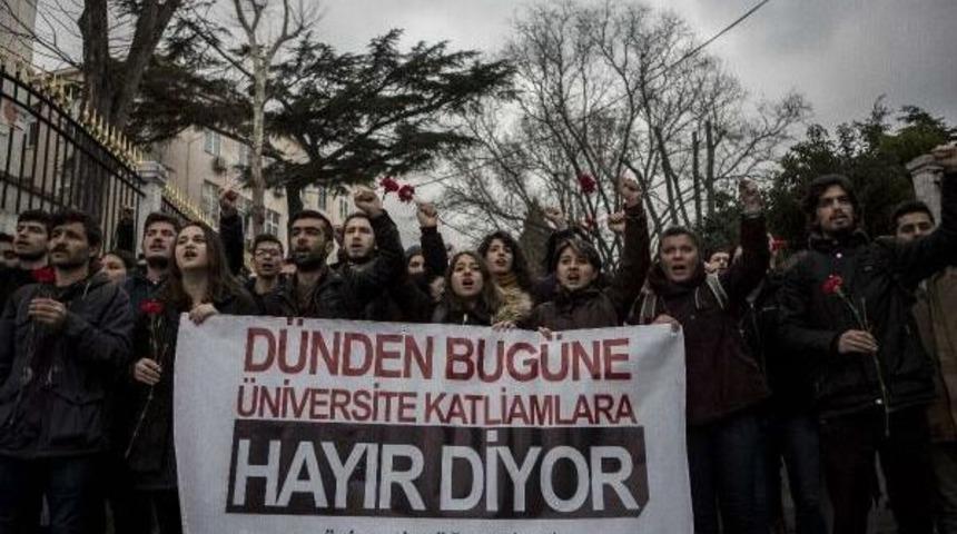 Beyazıt'ta 16 Mart Ve Halep&ccedil;e Protestosu