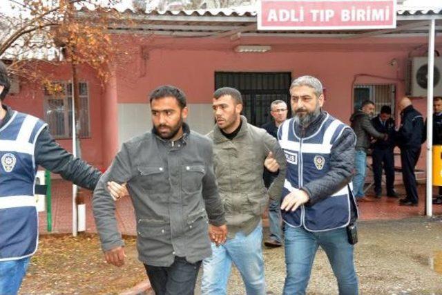 Sokaktaki Silahlı Kavgada Kadının Ölümüne Neden Olan Şüphelilere Dava Açıldı