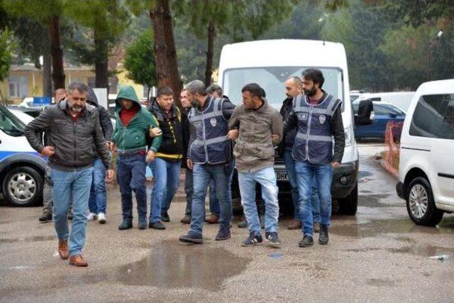 Sokaktaki Silahlı Kavgada Kadının Ölümüne Neden Olan Şüphelilere Dava Açıldı