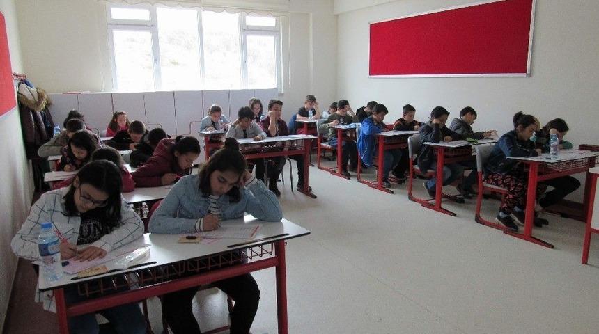 &Ccedil;&ouml;z&uuml;m Koleji &lsquo;bursluluk Sınavına&rsquo; Yoğun İlgi