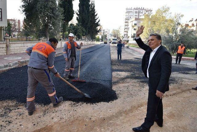 Başkan Uysal, Yeşilbahçe Mahallesi’ndeki Çalışmaları İnceledi