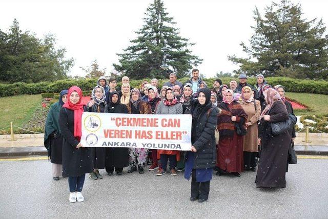 Hasanlı Köyü Kadınları Ata’nın Huzurunda