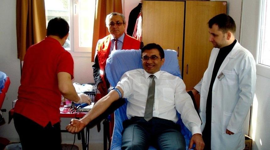 Sarıg&ouml;l&rsquo;de 70 &Uuml;nite Kan Toplandı