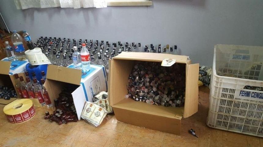 Mersin&rsquo;de Ka&ccedil;ak İ&ccedil;ki Operasyonu