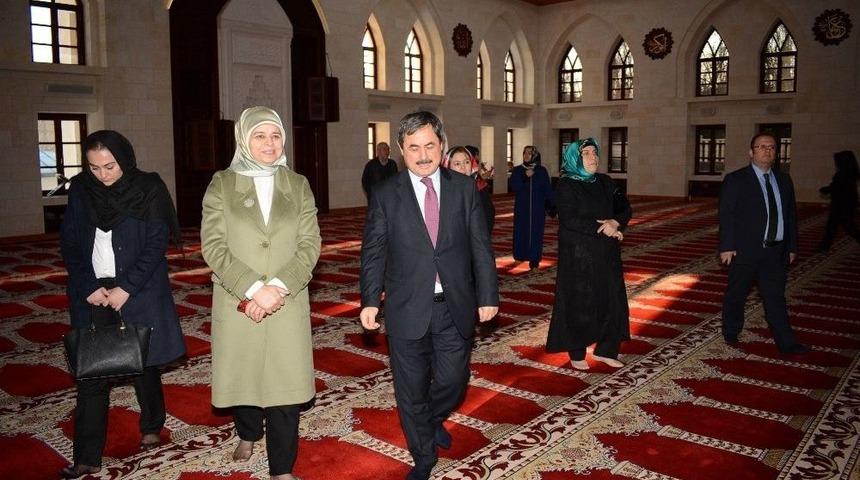 Başbakan Yardımcısı Numan Kurtulmuş&rsquo;un Eşi Sevgi Kurtulmuş Darende&rsquo;yi Ziyaret Etti