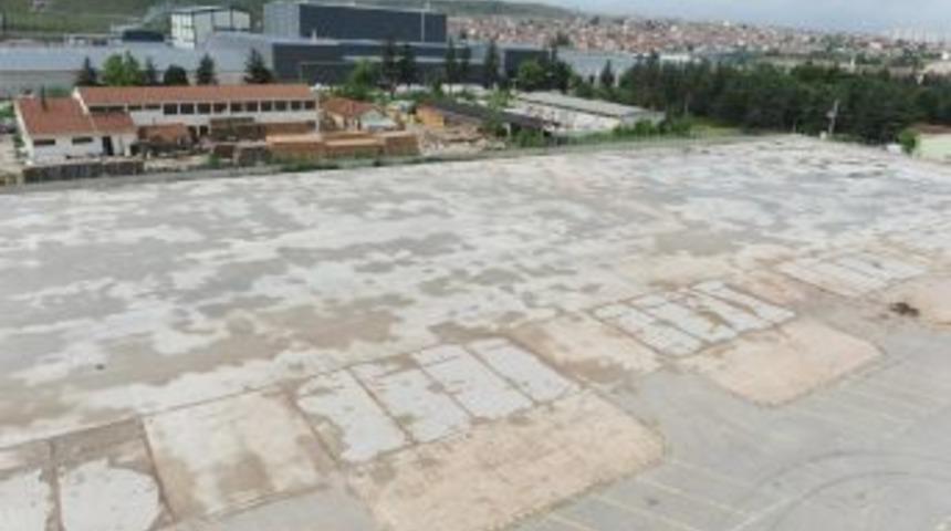 Boz&uuml;y&uuml;k&rsquo;te Kapalı Pazar İhaleye &Ccedil;ıkıyor