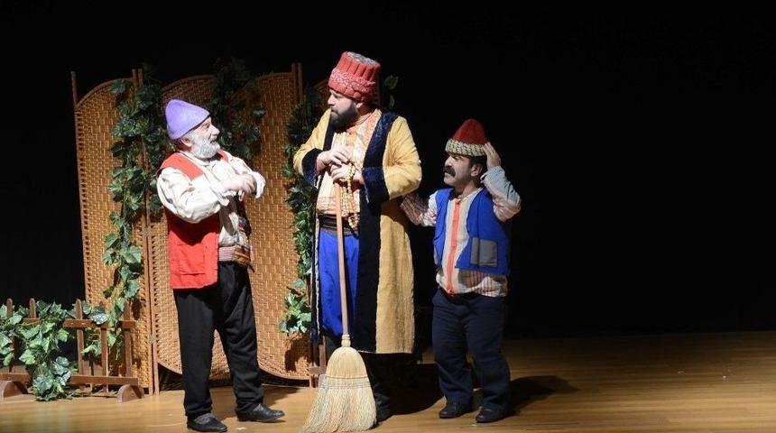 &ldquo;haylaz İbiş&rdquo; Boz&uuml;y&uuml;k&rsquo;te Sahnelenecek