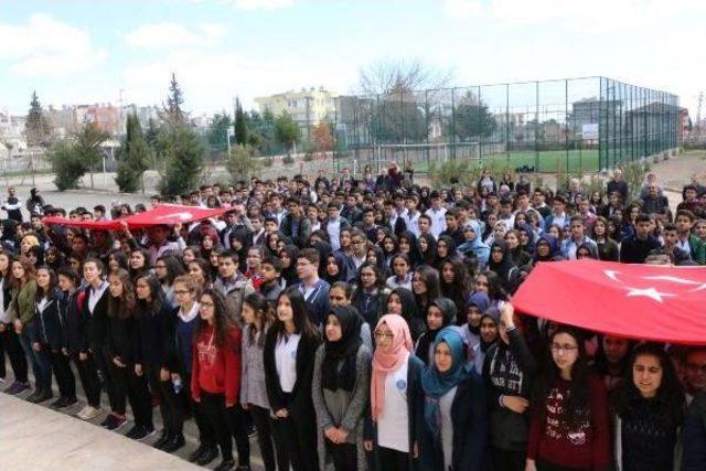 670 Öğrenci Hep Birlikte 'çanakkale' Türküsü Söyledi