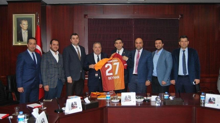 Galatasaraylılar Derneğinden Başkan Hıdıroğlu&rsquo;na Ziyaret