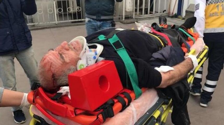 Otomobilin &Ccedil;arptığı Alzheimer Hastası Ağır Yaralandı
