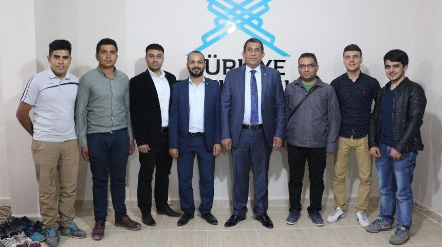 Başkan Atilla, Gen&ccedil;lerle Bir Araya Geldi