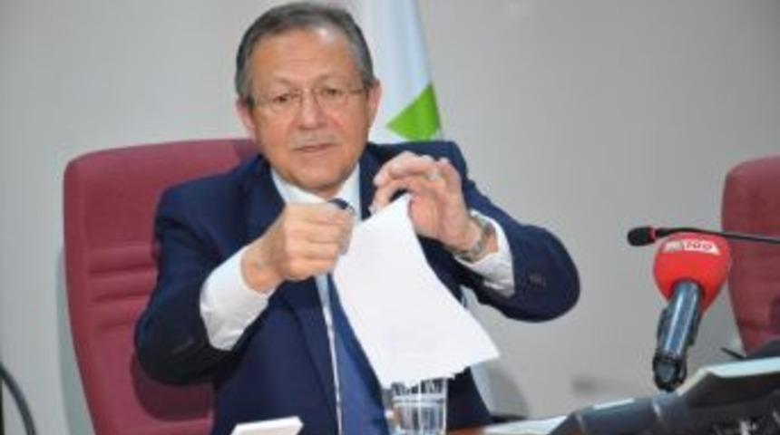 Başkan Uğur Hollanda Protokol&uuml;n&uuml; Yırttı